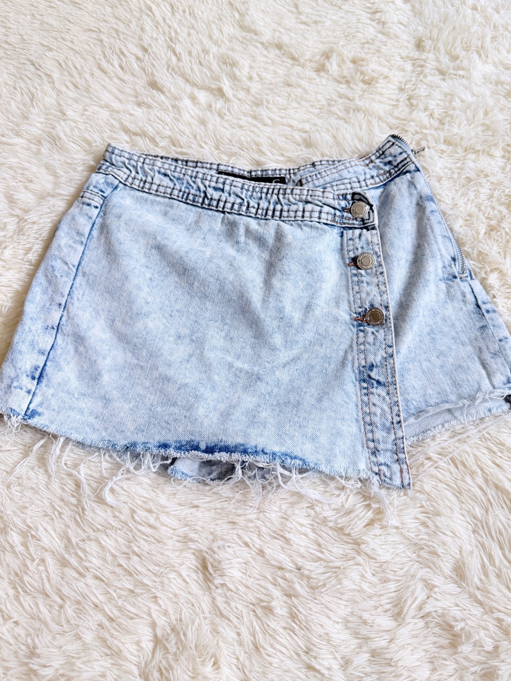 Light Wash Denim Jean Shorts Skort
